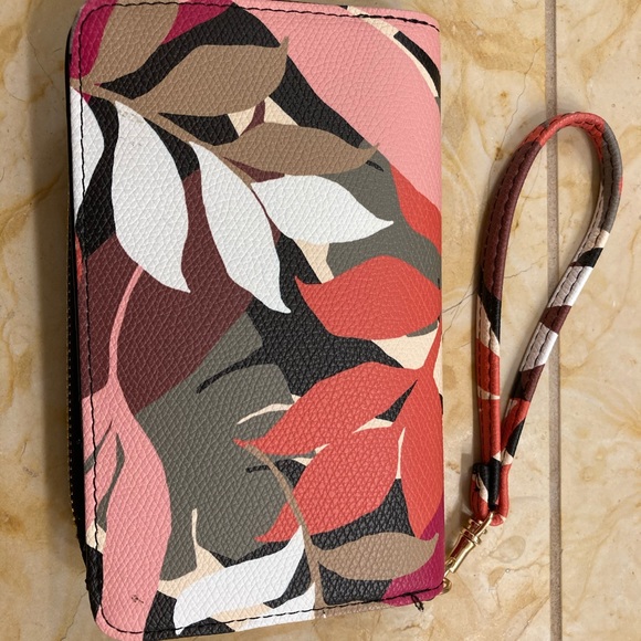 Wallet phone wristlet - Picture 2 of 5